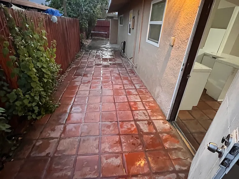 561 S Highland Dr #4 — Photo 11