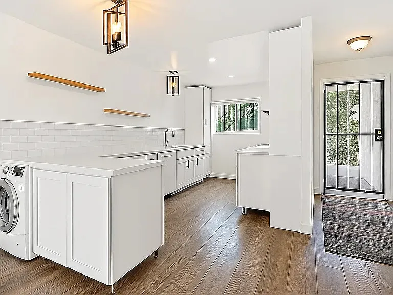 8220 Vincetta Dr #12 — Photo 1
