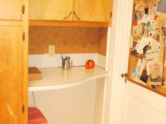 kitchen corner desk 