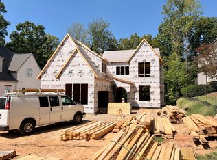 1807 Stillwater Dr, Raleigh, NC 27607