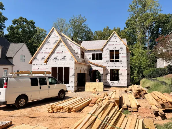 1807 Stillwater Dr, Raleigh, NC 27607