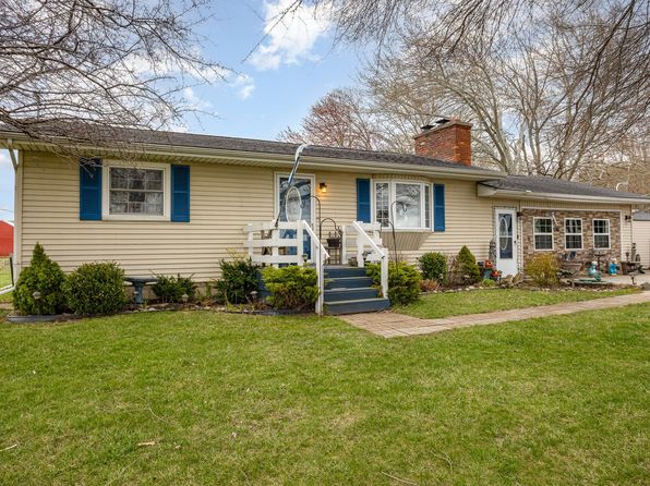 10975 Dorwood Rd, Burt, MI 48417