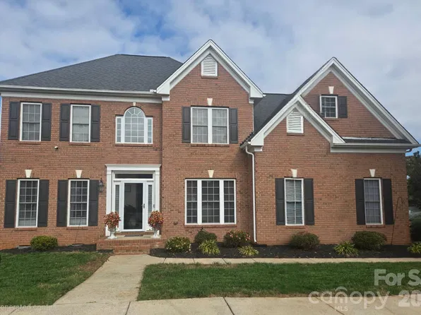 17341 Knoxwood Dr, Huntersville, NC 28078