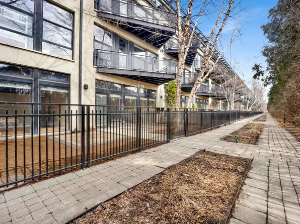 1071 W 15th St Unit 109, Chicago, IL 60608