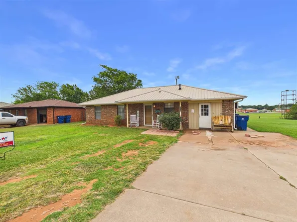 114 Apache Dr, Comanche, OK 73529