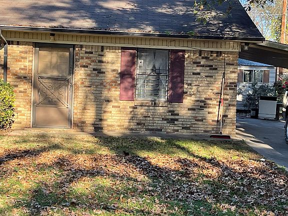 2nd image of 202 Jan Lea Dr