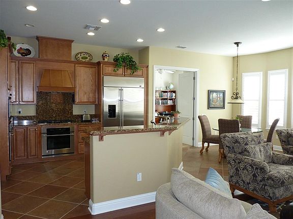 3rd image of 2074 Cadaleigh Ln