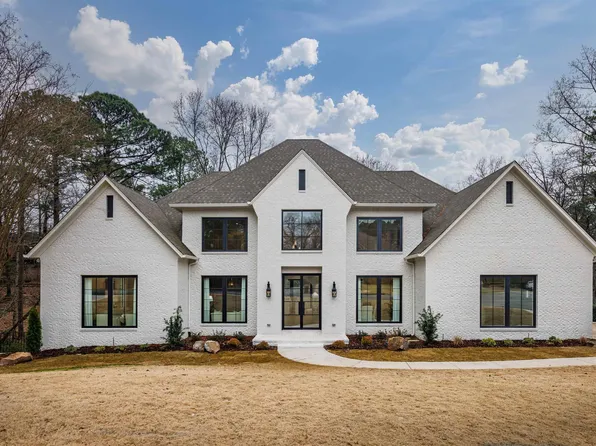 2105 Longleaf Cir, Birmingham, AL 35216