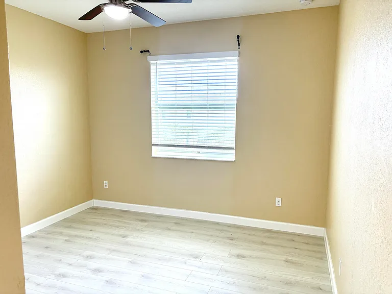 7962 NW Greenbank Cir — Photo 15