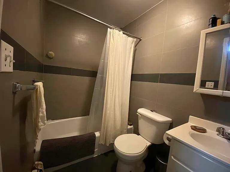 49 Vernon Ave #GF — Photo 13