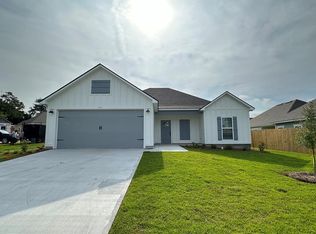 111 Turtle Cove Ln, Tifton, GA 31794