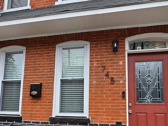5th image of 745 Manor St