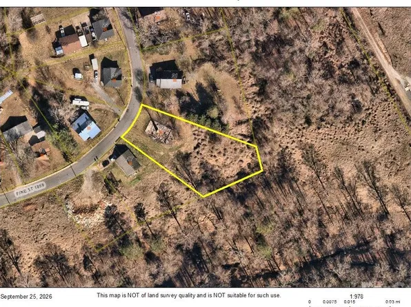 19 Pine St, Granite Falls, NC 28630