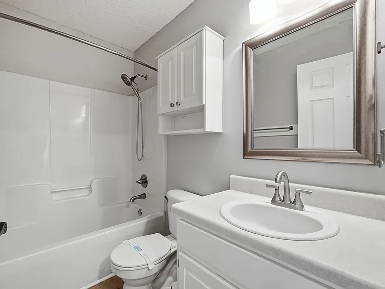 4881 Traxx St — Photo 38