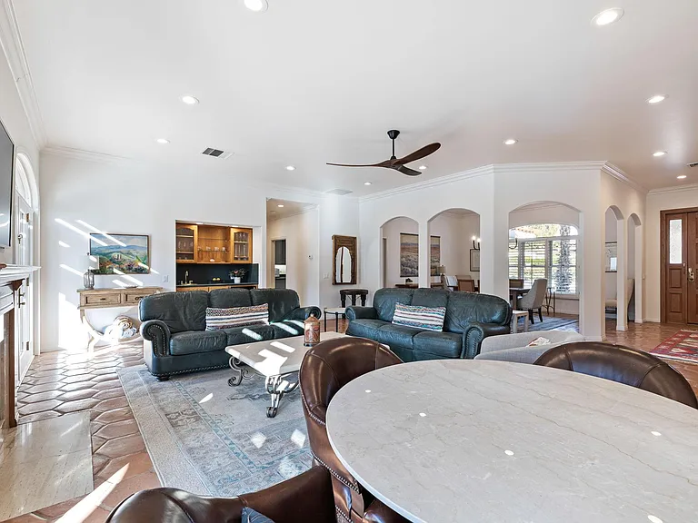 48885 Avenida Fernando — Photo 13