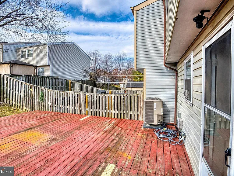 9220 Pinenut Ct — Photo 21
