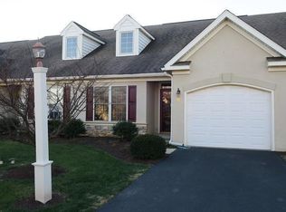 6 York Ct, Lancaster, PA 17602