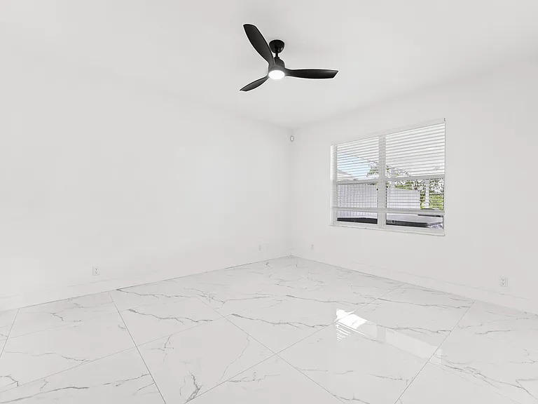 1209 Olympic Cir — Photo 33