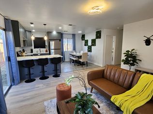 1026 Sunnyside Ave APT 3, Clovis, CA 93611
