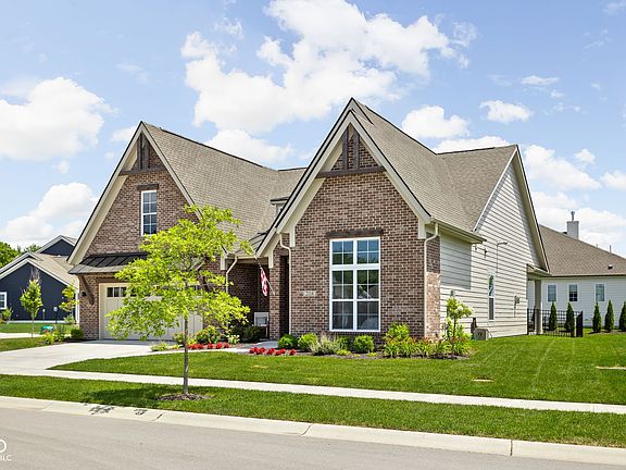 3rd image of 2114 Granville Dr