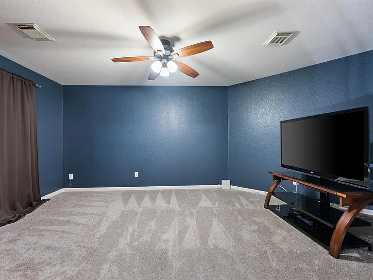 4435 Hunters Lodge Dr — Photo 30