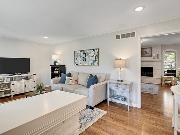 5th image of 7248 Mimosa Dr