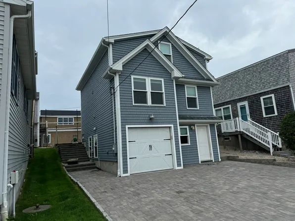 46 Follett Rd, Narragansett, RI 02882