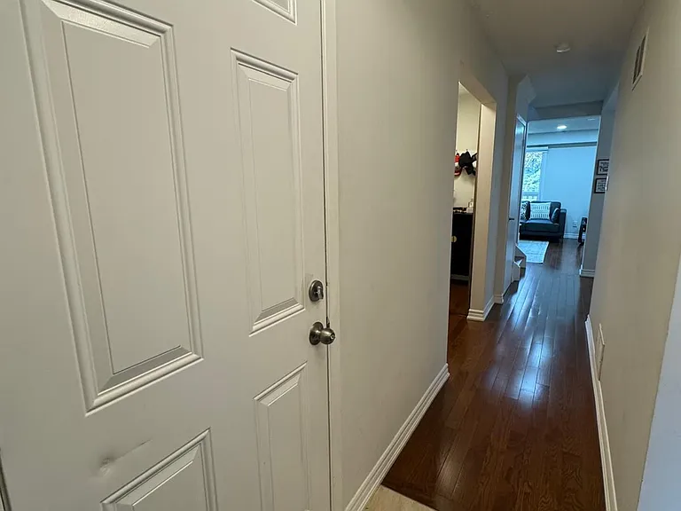 4102 Bishopstoke Ln W — Photo 2