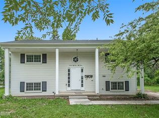1651 Dicken Dr, Ann Arbor, MI 48103