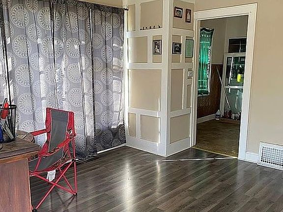 3rd image of 3000 N 52nd St