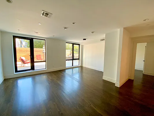 Rented by Compass | media 18