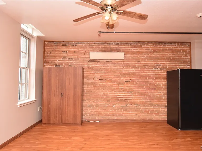 150 Court St #3 — Photo 6