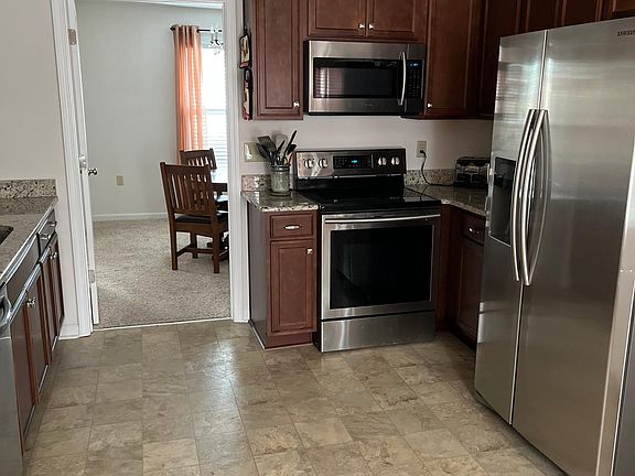 4th image of 3531 Sturbridge Dr