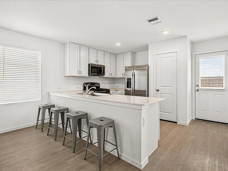 7909 Hathor Dr — Photo 10