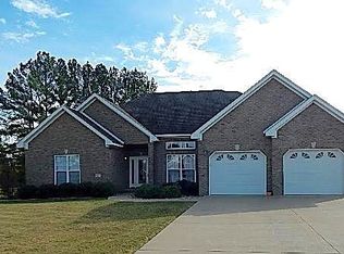 607 Worthington St, Tuscumbia, AL 35674
