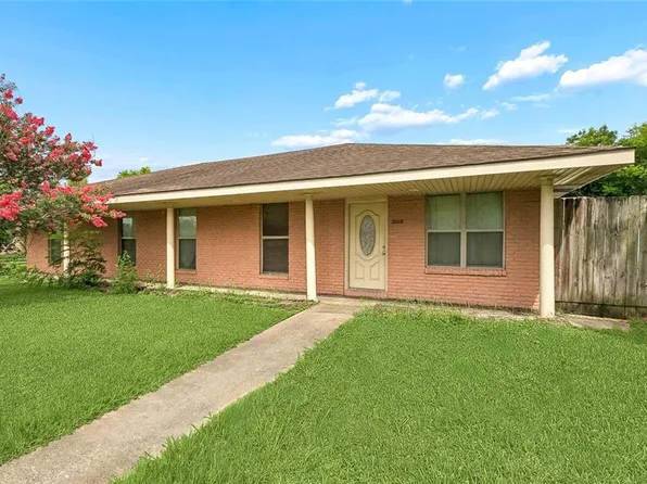 2005 Marietta St, Chalmette, LA 70043