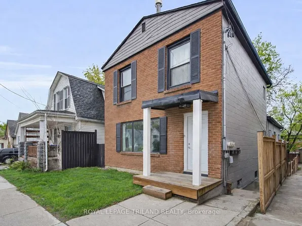 18.5 Adelaide St S, London, ON N5Z 3J8