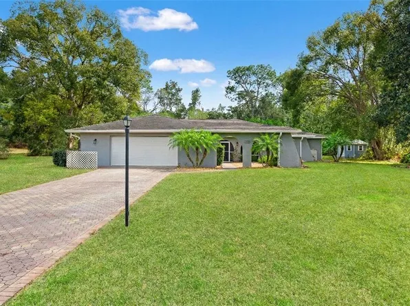 13130 Feather St, Spring Hill, FL 34609