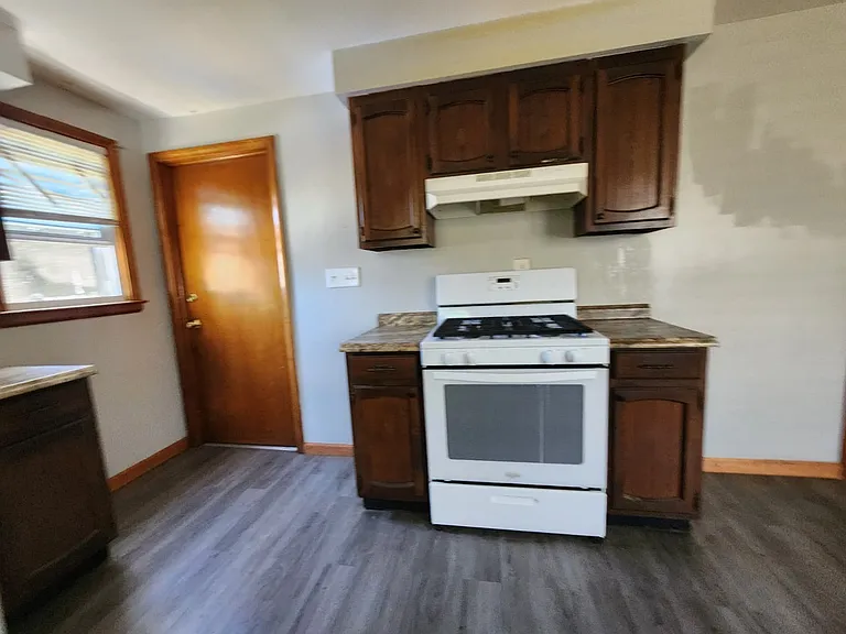 127 Warner St #22 — Photo 9