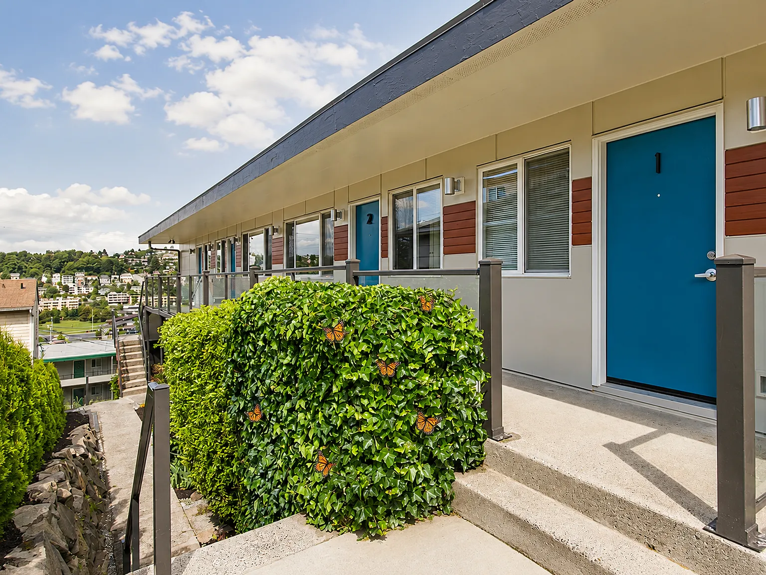 Back Nine Apartments - Located on the west slope of Queen Anne — Photo 4