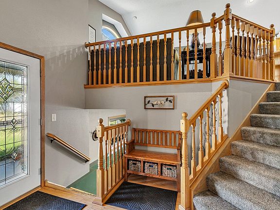 3rd image of 434 Cedarwood Ct