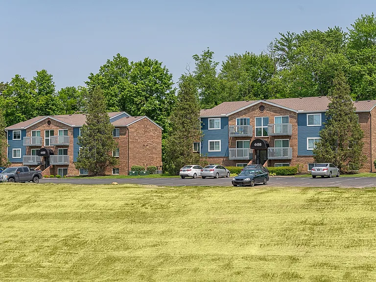 Timber Glen Apartments — Photo 64