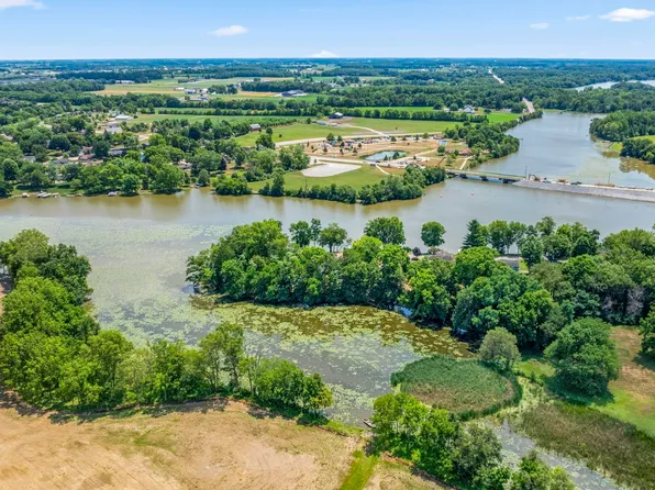 15430 Makarios Pass #6, Leo, IN 46765