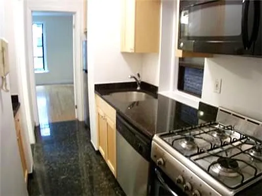 Rented by Mark David | media 22