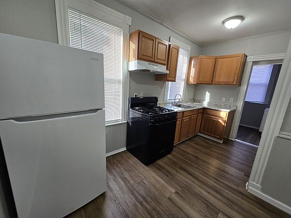 2nd image of 63 Stevens St #1A