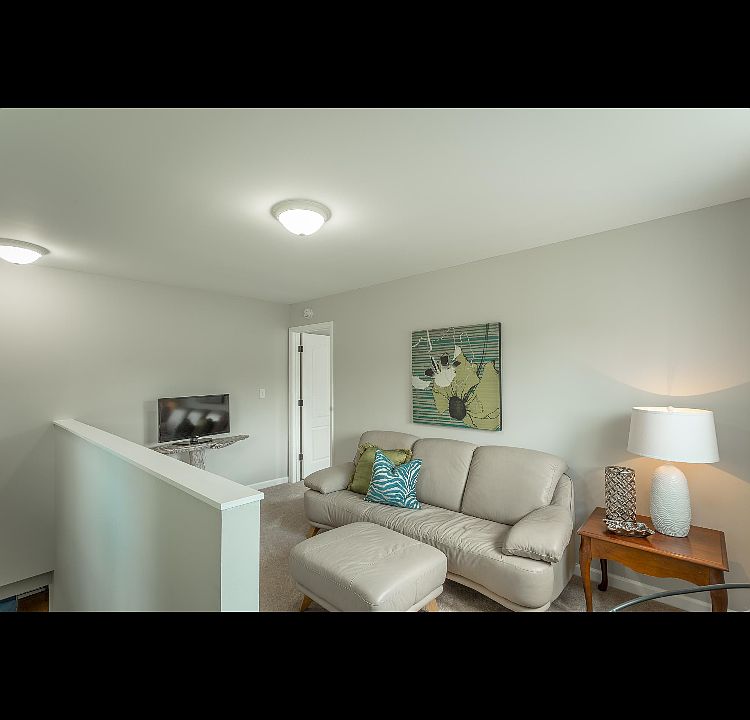 1st image of 184 Greenfield Dr