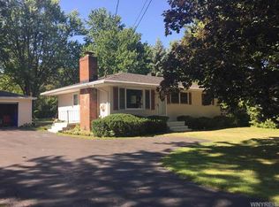 339 Reserve Rd, West Seneca, NY 14224