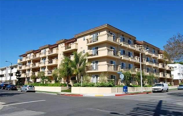 1st image of 11860 Kiowa Ave #202