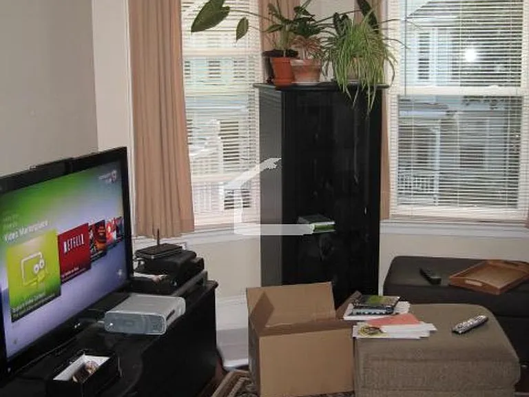 73 Leicester St #3A — Photo 9