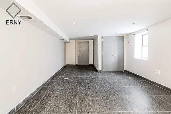 Rented by ERNY LLC | media 6